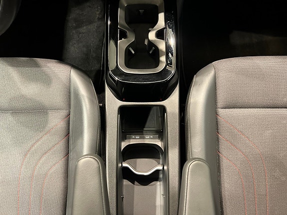 Volkswagen ID.4 GTX 12 of 15