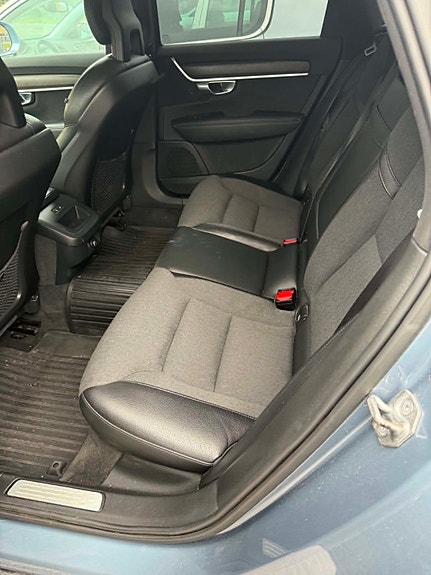 Volvo V90 Cross Country 8 of 8