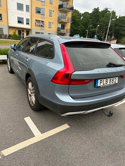 Volvo V90 Cross Country 4 of 8