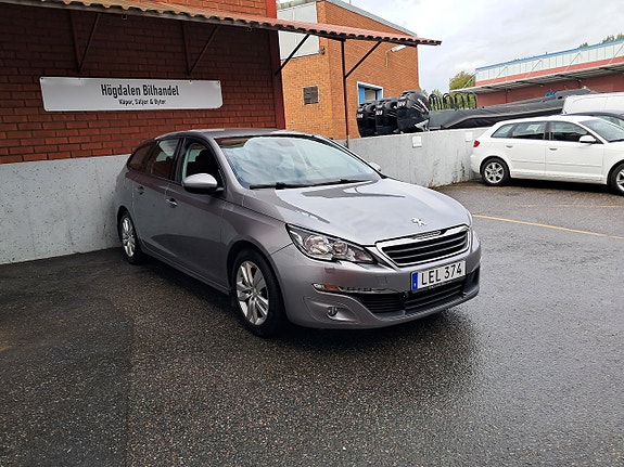 Peugeot 308 SW 3 of 20