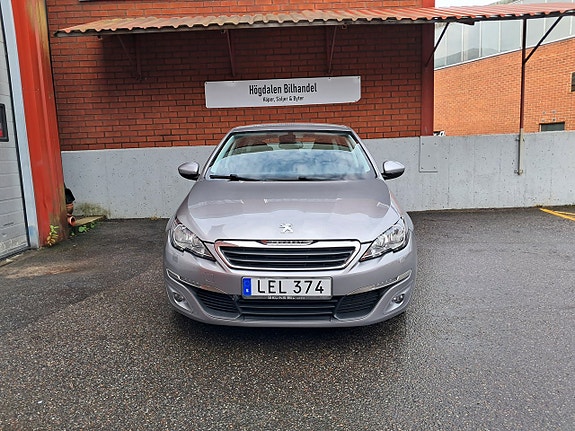 Peugeot 308 SW 2 of 20