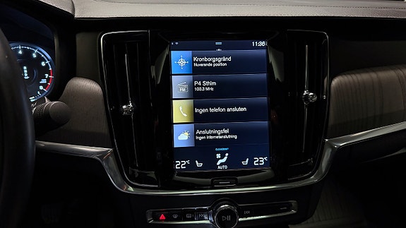 Volvo S90 22 of 30