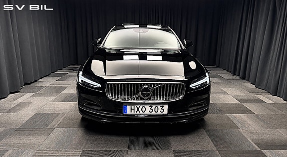 Volvo S90 2 of 30
