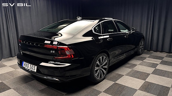 Volvo S90 4 of 30