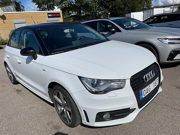 Audi A1 2 of 5