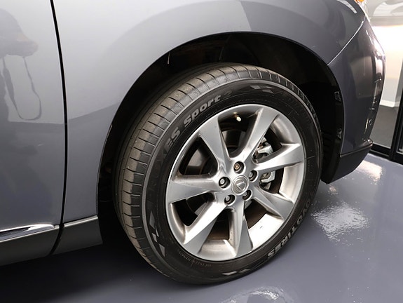Lexus RX450h 8 of 30