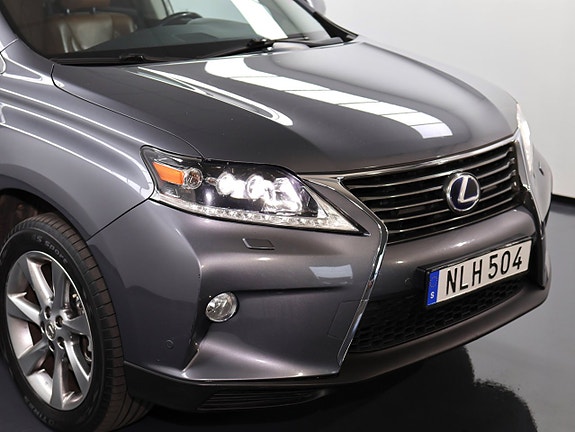 Lexus RX450h 2 of 30