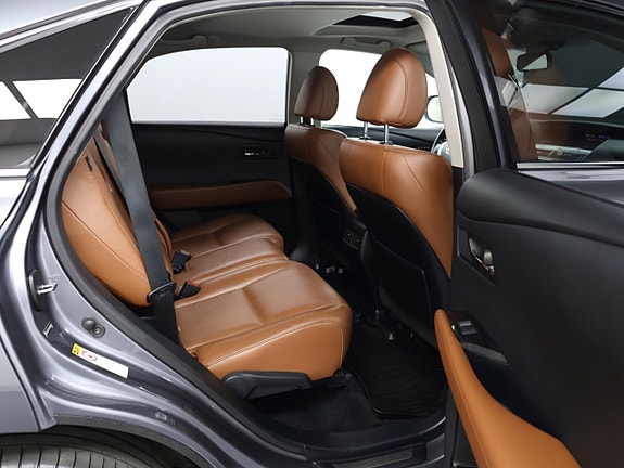 Lexus RX450h 28 of 30