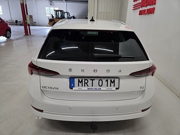 Skoda Octavia 7 of 10