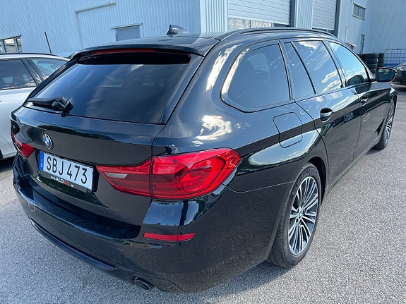 BMW 520 3 of 5