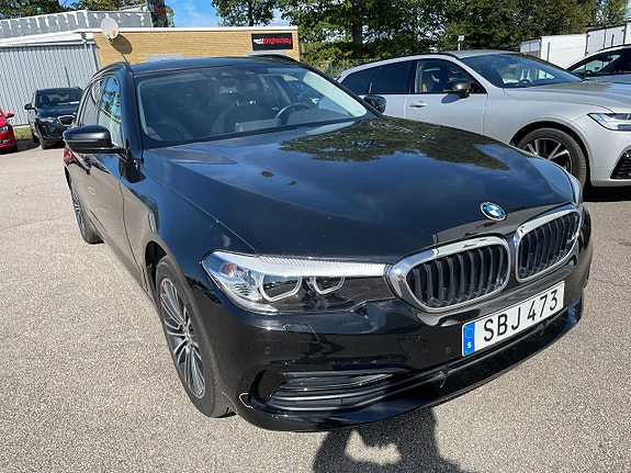 BMW 520 2 of 5
