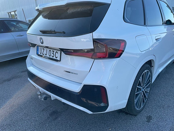 BMW X1 3 of 5