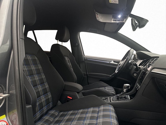 Volkswagen Golf I 21 of 28