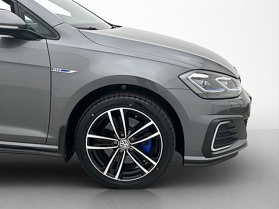 Volkswagen Golf I 28 of 28