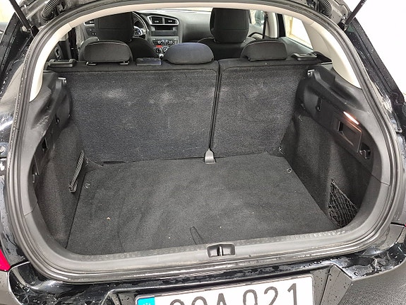 Citroen C4 5 of 6