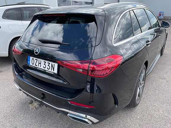 Mercedes-Benz C300 e 3 of 5