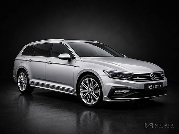 Volkswagen Passat 4 of 14