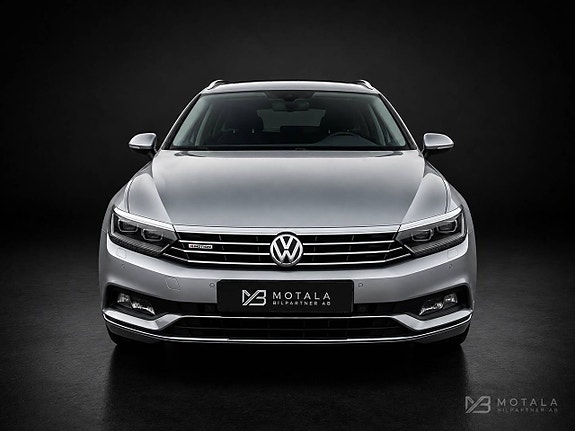 Volkswagen Passat 5 of 14