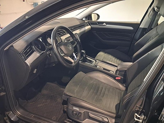 Volkswagen Passat 6 of 6