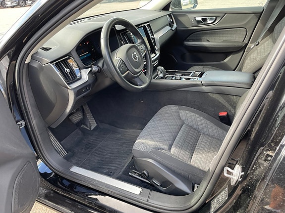 Volvo V60 5 of 5