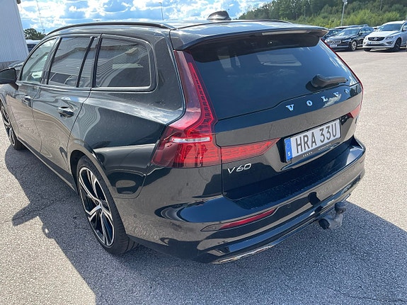 Volvo V60 4 of 5