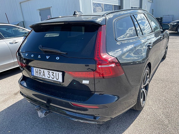 Volvo V60 3 of 5