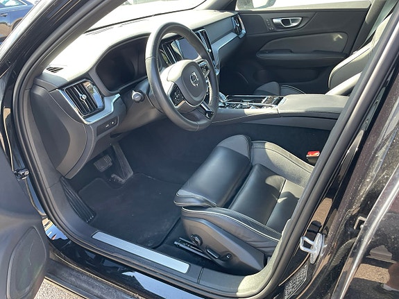 Volvo V60 5 of 5