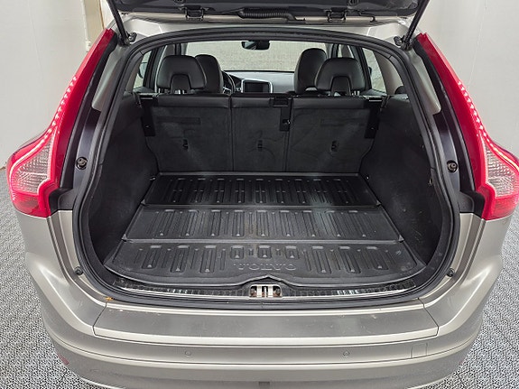 Volvo XC60 10 of 10