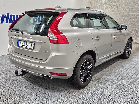 Volvo XC60 4 of 10