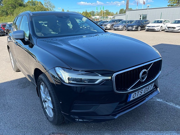 Volvo XC60 2 of 5