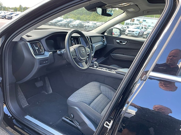 Volvo XC60 5 of 5