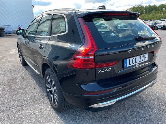 Volvo XC60 4 of 5