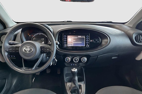 Toyota Aygo X 11 of 13