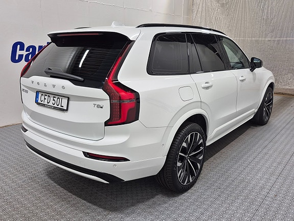 Volvo XC90 4 of 14
