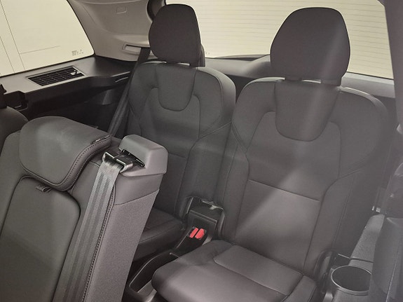Volvo XC90 9 of 14