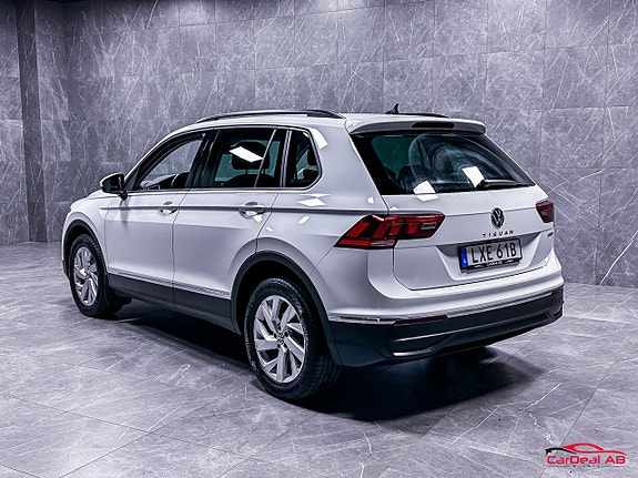 Volkswagen Tiguan 5 of 26