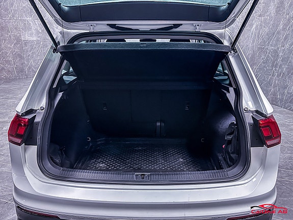 Volkswagen Tiguan 19 of 26
