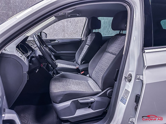 Volkswagen Tiguan 10 of 26