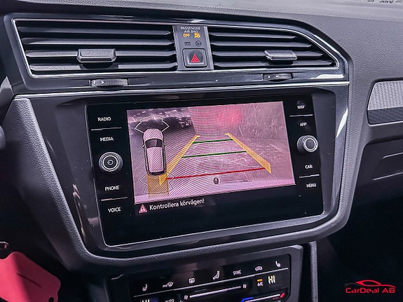 Volkswagen Tiguan 23 of 26