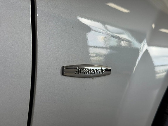 Mercedes-Benz C200 28 of 28