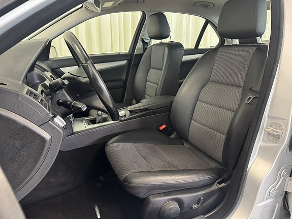 Mercedes-Benz C200 8 of 28