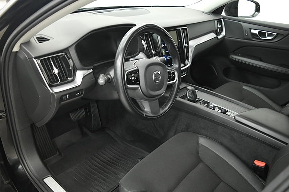 Volvo V60 Cross Country 10 of 21