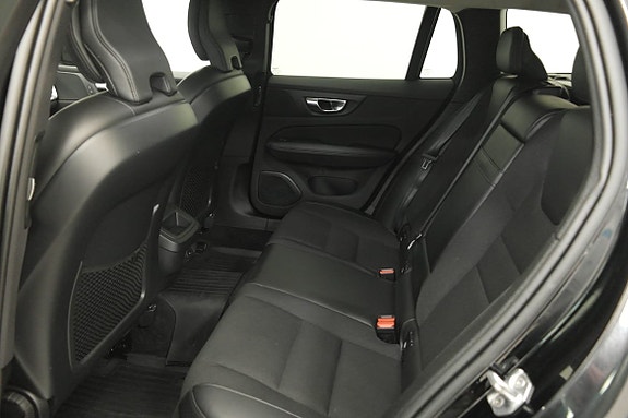 Volvo V60 Cross Country 16 of 21