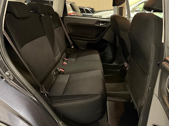 Subaru Forester 10 of 24