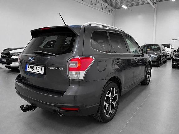 Subaru Forester 9 of 24