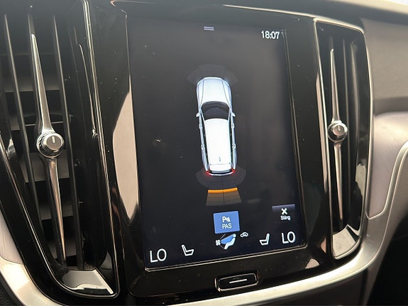 Volvo V60 17 of 30
