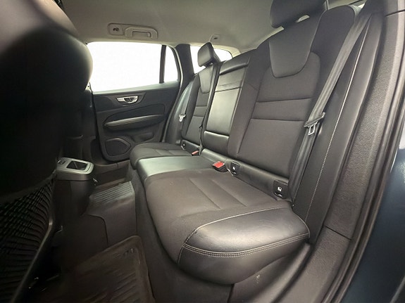 Volvo V60 27 of 30