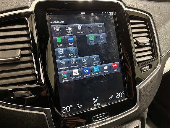 Volvo XC90 23 of 23