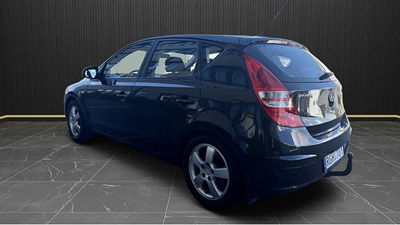 Hyundai i30 3 of 7