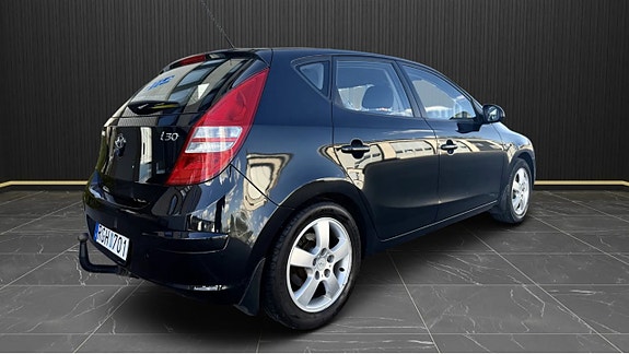 Hyundai i30 4 of 7